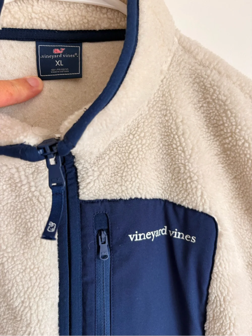 Vineyard Vines Cream Fleece Vest with Navy Trim